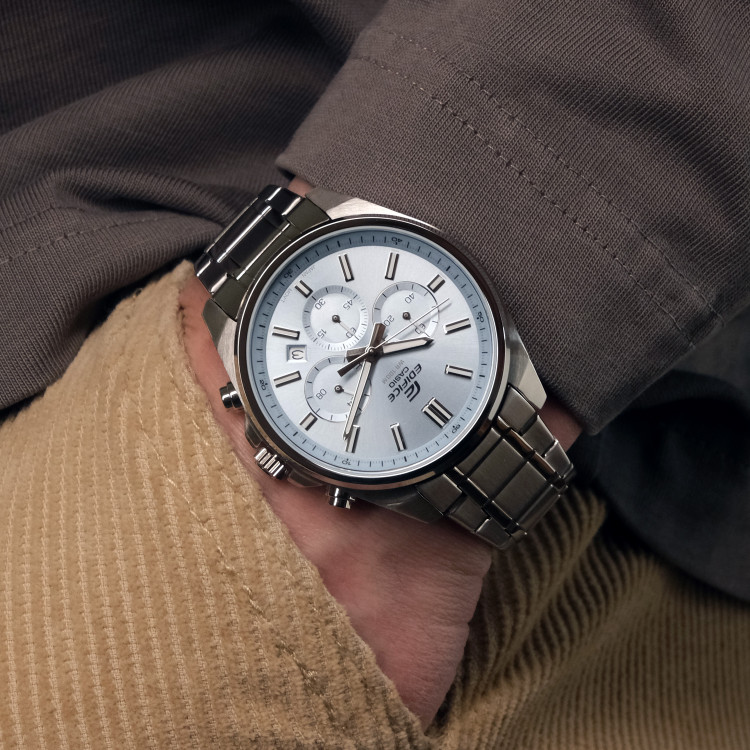 ساعت مچی مردانه کاسیو EDIFICE مدل EFV-650D-2B